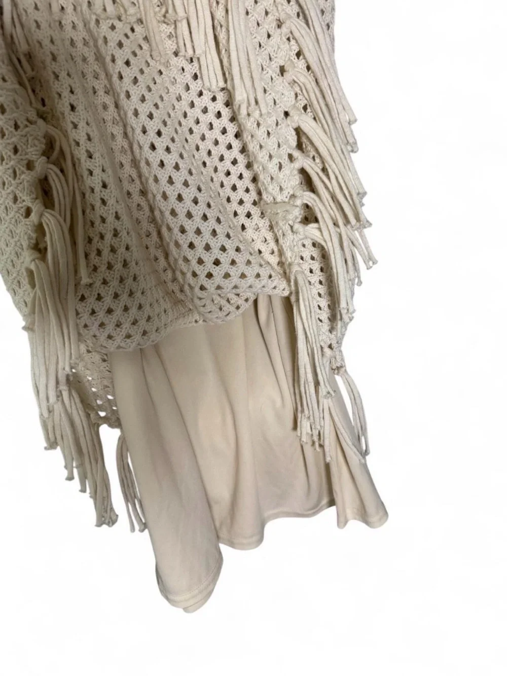 Vince Camuto Ivory crochet dress with fringe, size L EUC